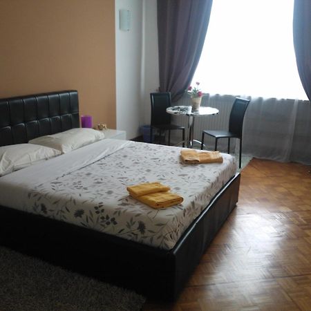 B&B In Arena L' Opera Verona Bagian luar foto