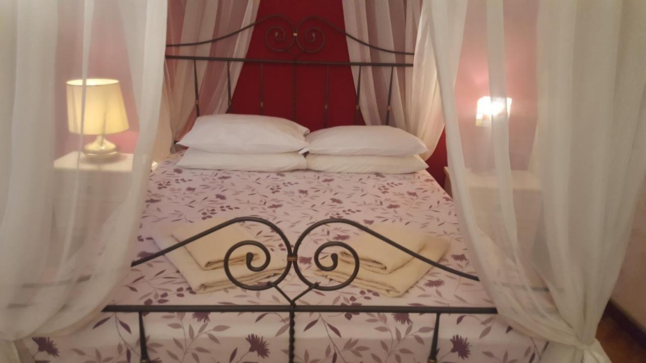 B&B In Arena L' Opera Verona Bagian luar foto