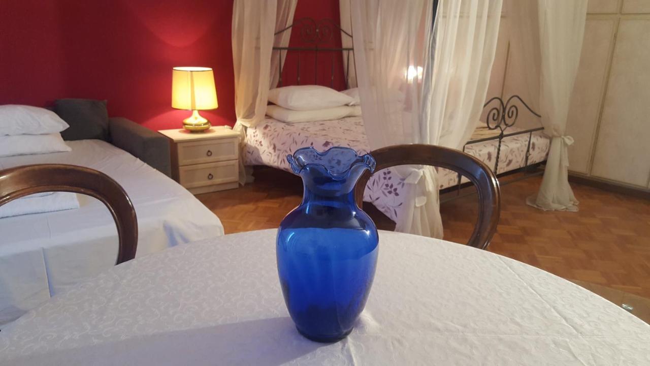 B&B In Arena L' Opera Verona Bagian luar foto