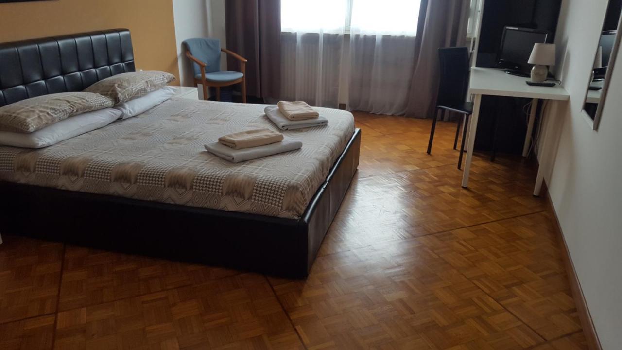 B&B In Arena L' Opera Verona Bagian luar foto