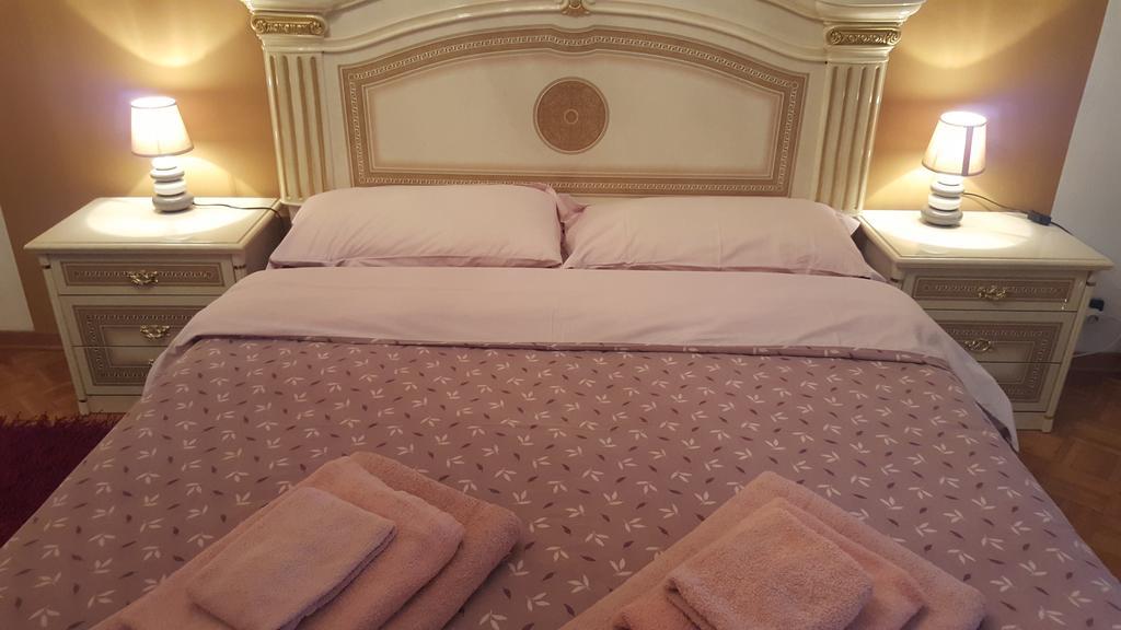 B&B In Arena L' Opera Verona Bagian luar foto