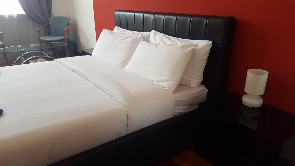 B&B In Arena L' Opera Verona Bagian luar foto